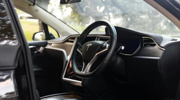 Tijdelijk geen nieuwe Tesla Model X of S