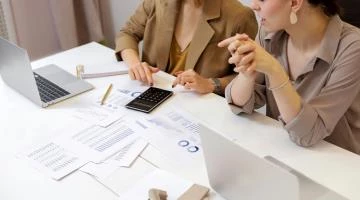 Jongeren lenen minder geld dan vorig jaar