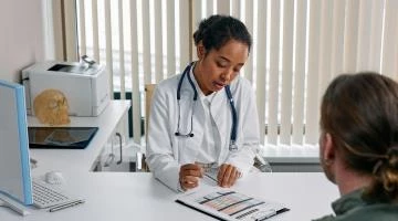 Consument kan tot € 700 besparen op zorgverzekering 2026